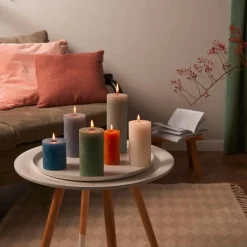 Bolsius4er Pack Stumpenkerze 80/68 Rustik Shine honigwabengelb 19