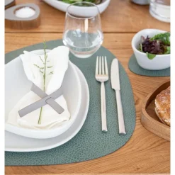 LINDDNATischset L 37x44 cm Curve Hippo pastel green