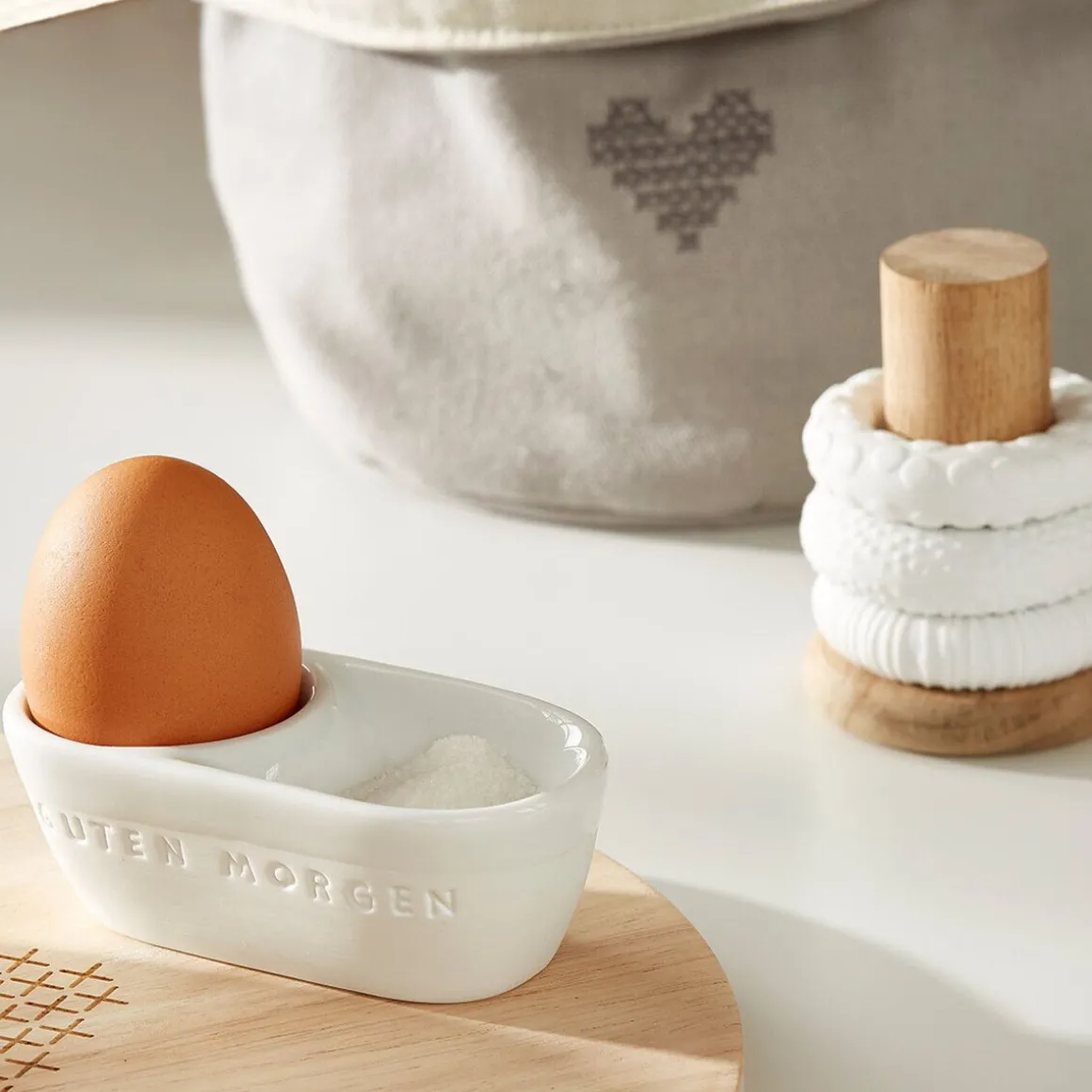 RäderEierbecher 10x5 cm Guten Morgen weiß