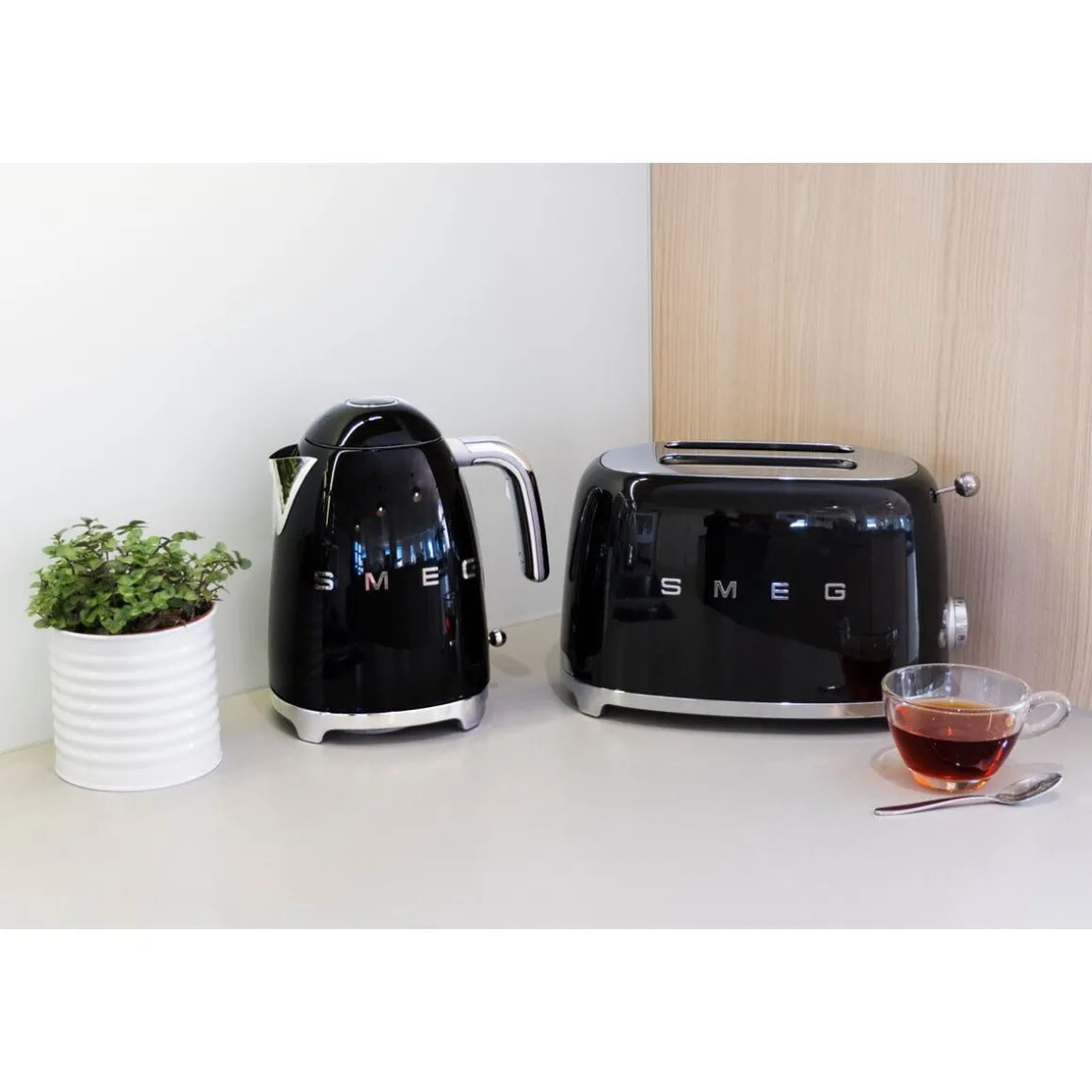 Smeg2-Schlitz-Toaster TSF01 950 W 50's Style schwarz
