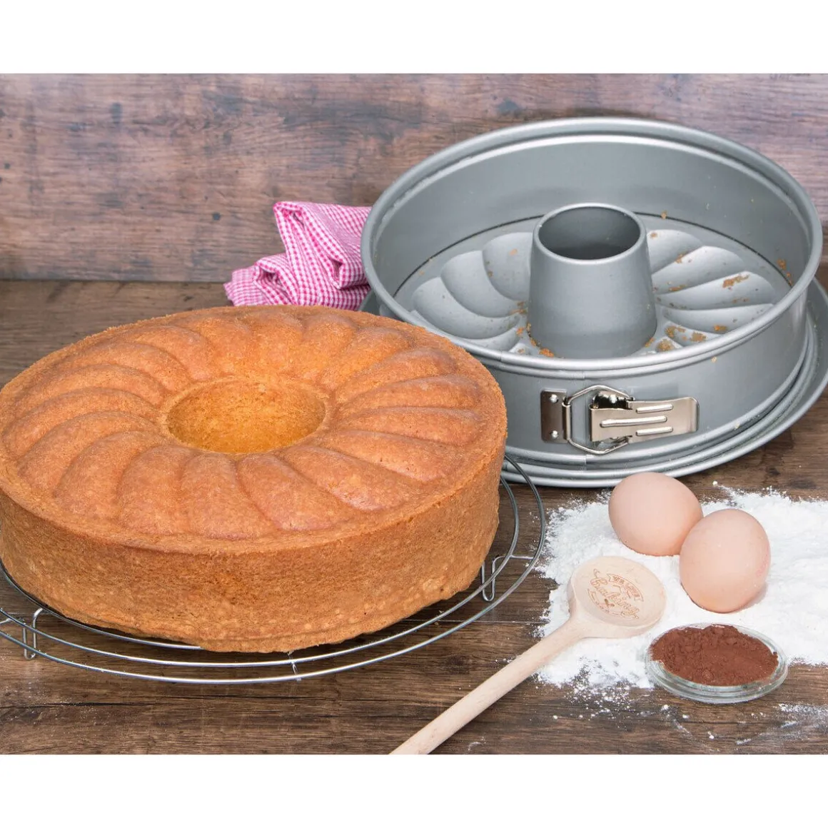 StädterSpringform mit Flach- und Rohrboden 26 cm We love baking grau