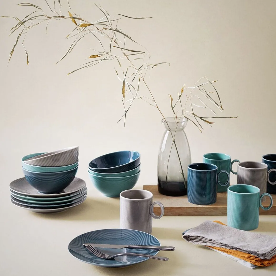 ThomasBecher mit Henkel Loft Colour Ice Blue