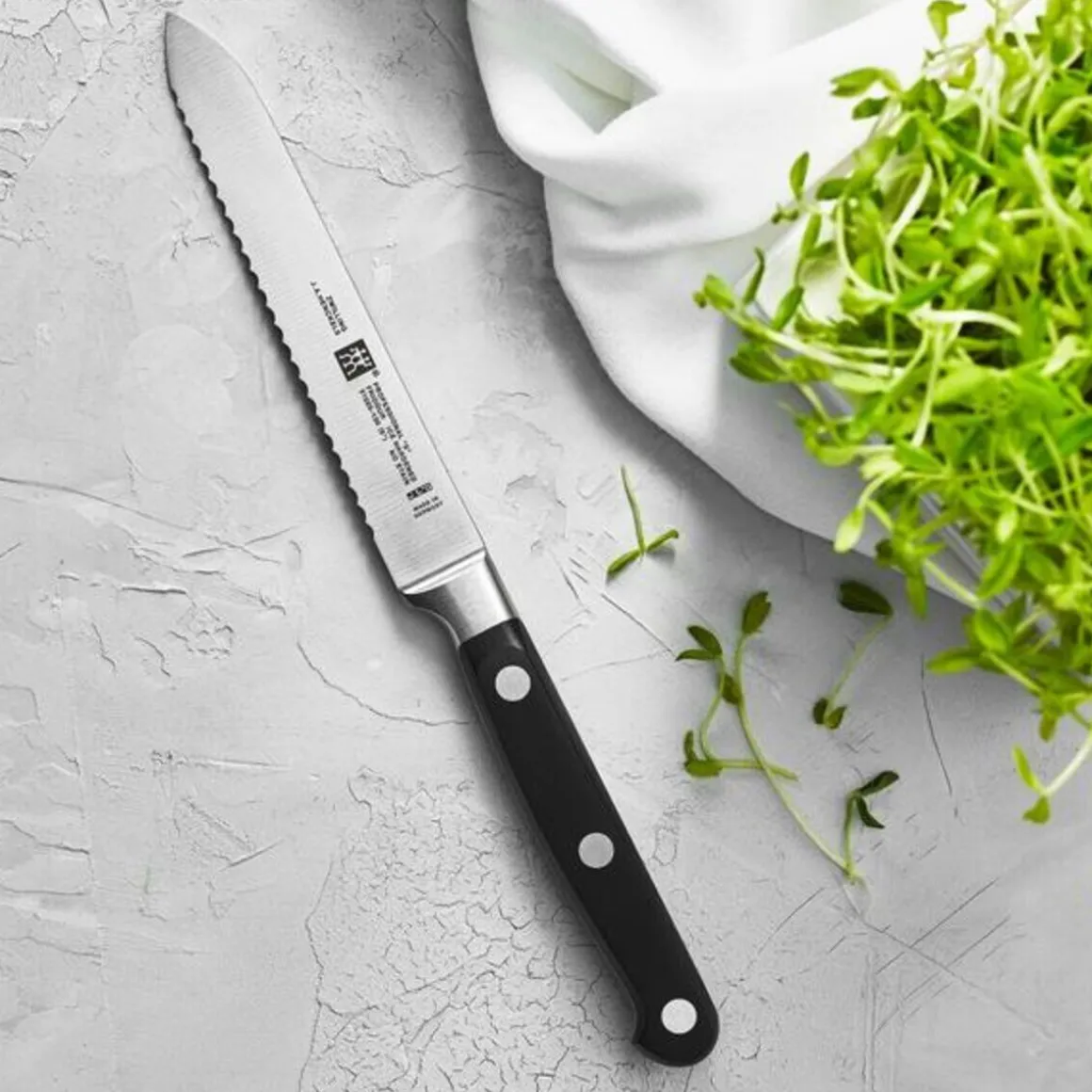 ZwillingUniversalmesser 13 cm Professional S schwarz